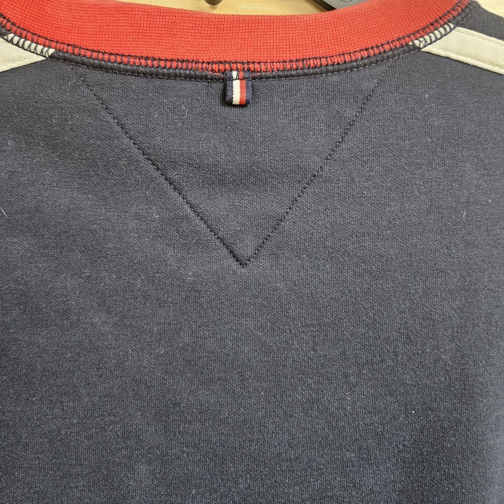 VINTAGE TOMMY HILFIGER SWEATER - Picture 3 of 6